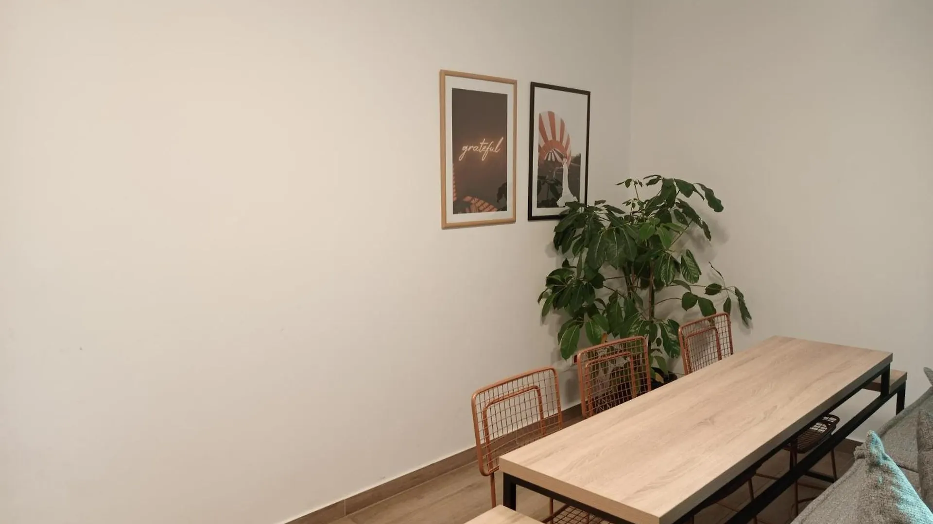 Citi Loft Furnished Apartments بيروت
