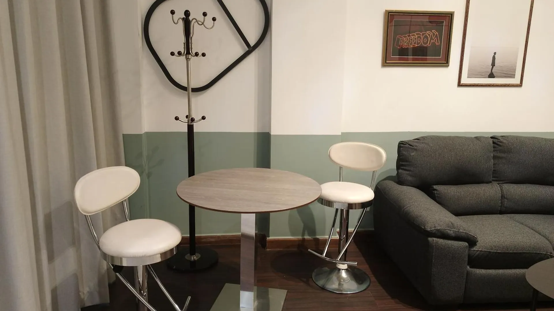 Citi Loft Furnished Apartments بيروت